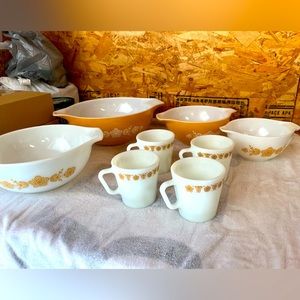 Vintage Pyrex Butterfly Gold Cinderella Nesting Bowls & Coffee Cups